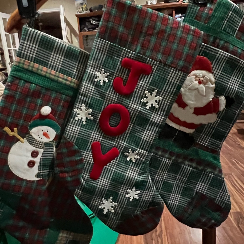 Lot of 3 quilted 3D appliqué stockings
